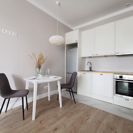 Tolstoi Scandinavian 1 Bedroom Apartment + Free Parking Tartu Kültér fotó